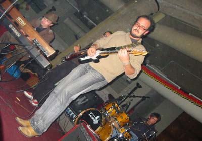 Alti & Bassi Band